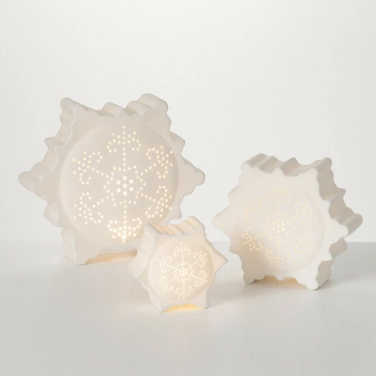 Brand new 😍 Sullivans Illuminated Snowflake - Set Of 3 😍 3 Brand new 😍 Sullivans Illuminated Snowflake - Set Of 3 😍