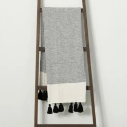 Promo 🔔 Sullivans Woven Tassel Throw 🎁