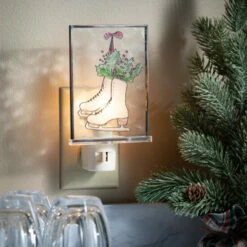 Deals ⌛ Sullivans Ice Skates Nightlight 🔥 -Sullivans Sales unnamed file 5791