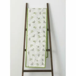 Brand new 🤩 Sullivans Mistletoe Table Runner ✔️